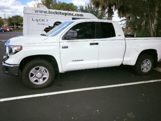 Mobile lock service.jpg